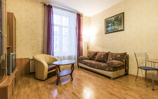 Апартаменты near the Spilled Blood