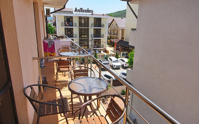 Ahilles Palas Guest house