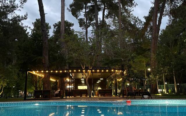 Abna Hotel
