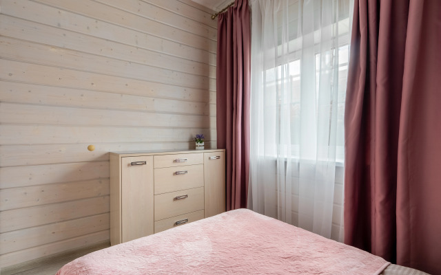 Частный дом Коттедж у озера на Речной