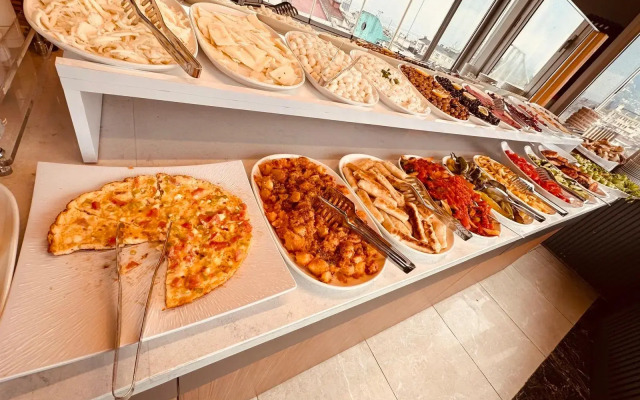 Grand Heykel Hotel