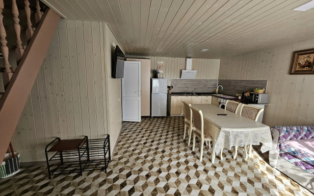 Гостевой дом С.Знаменское - пляж Беляус