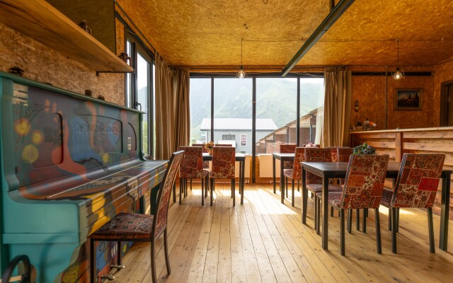 Kazbegi Cottages