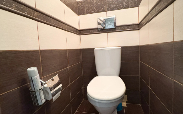 S zaseleniem 24/7 luchshiy servis posutochno 50 Flat