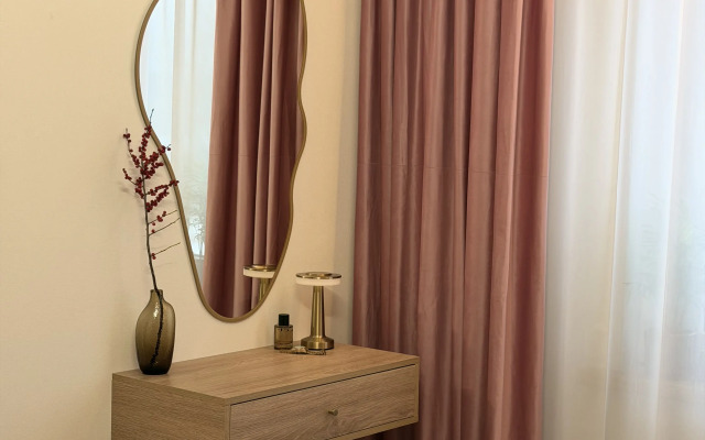 Квартира Дизайнерская Времена года