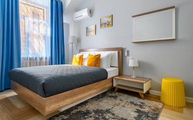 Апартаменты Let Your Flat Makarova