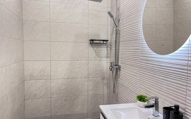 Ryadom S Zhd Vokzalom Flat