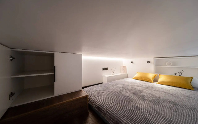 Hermes Aparts Apartments