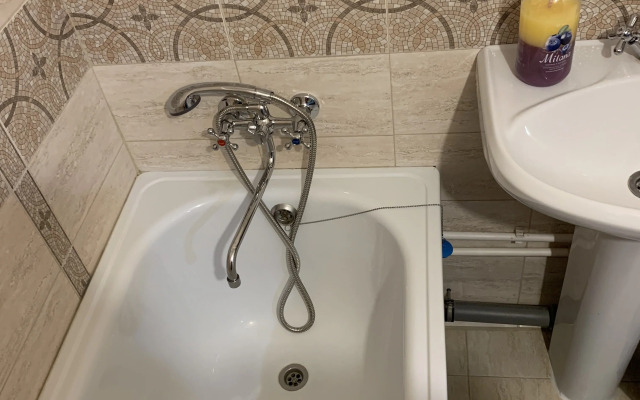 Na Baklanovskom prospekte 97 Flat
