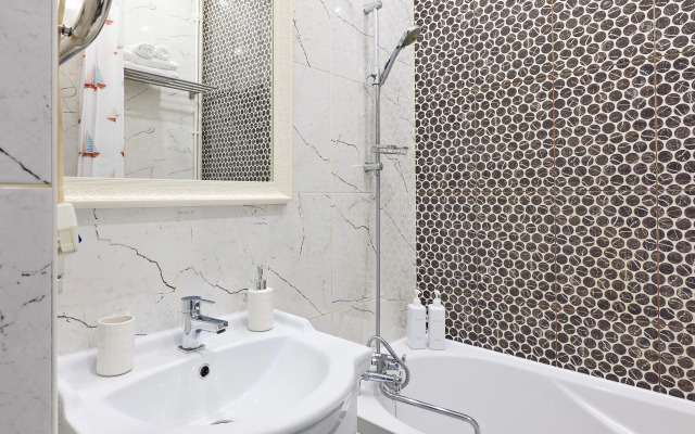 Квартира RoomyRoom Loft-II на Английском проспекте