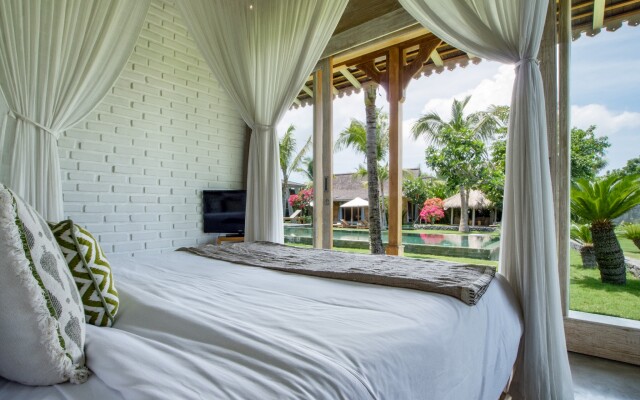 Mannao Estate Villa