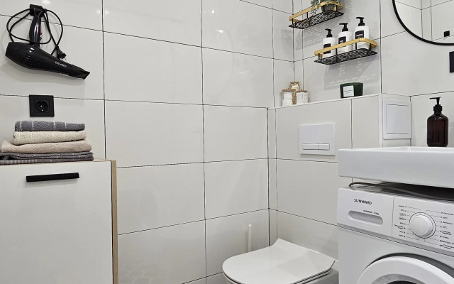 Svetlaya Uyutnaya S Sovremennym Remontom Flat