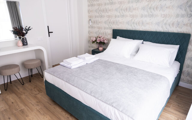 SilverPeak Apartments