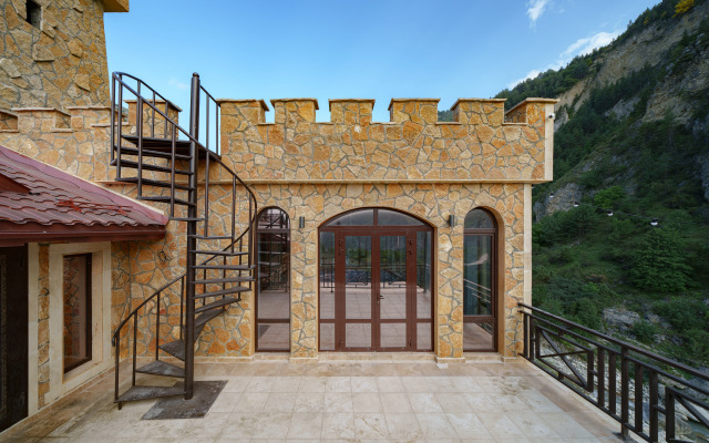 Гостевой дом  Шале Карата