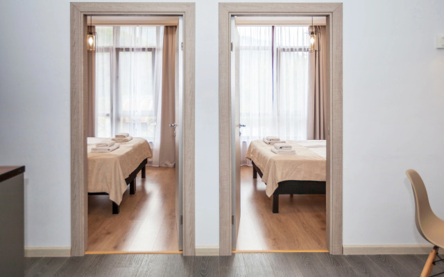 Uyutnaya Kvartira S Vidom Na Gory Apartments