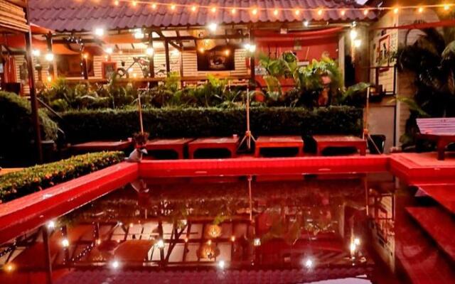 Red Moon Hideaway Hotel