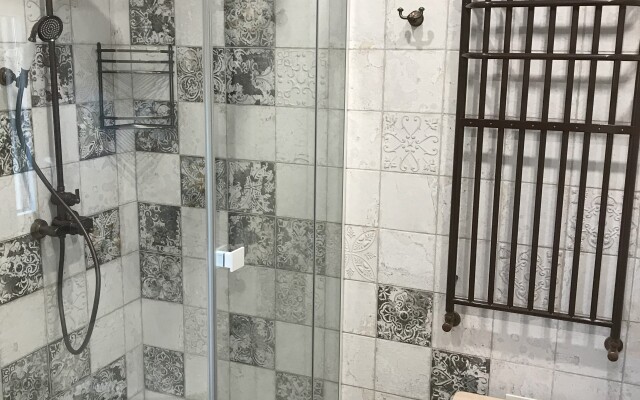 Апартаменты с 3 спальнями в частном доме