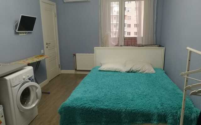 (2) Na Lunnoy 30a Apartments