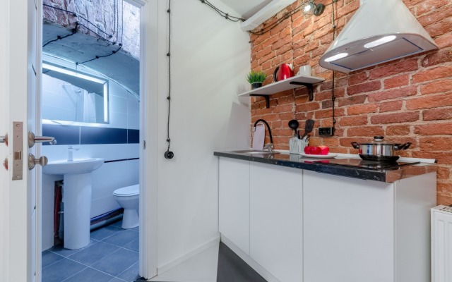 Апартаменты на Набережной Макарова 16 (1)