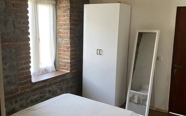 V Lagodekhi Guest House