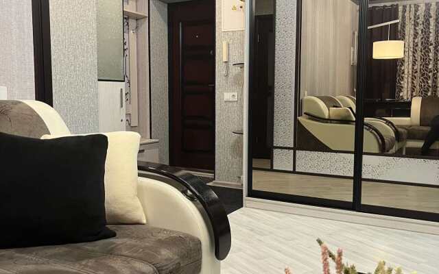 Prospekt Nezavisimosti 52 Apartments