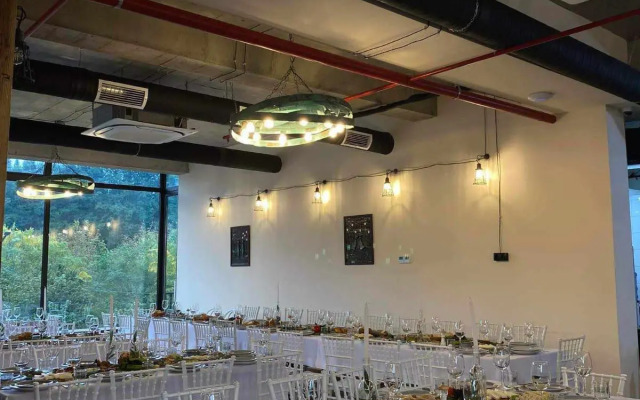 Отель Sazano Wine Cellar