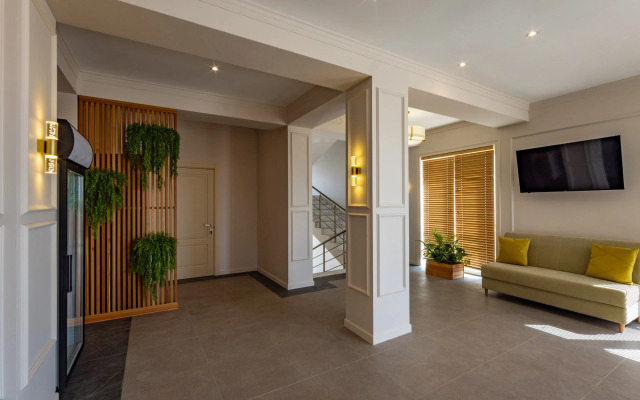 Tezoro Guest House