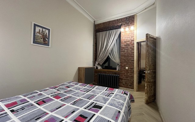 Квартира у Пяти углов