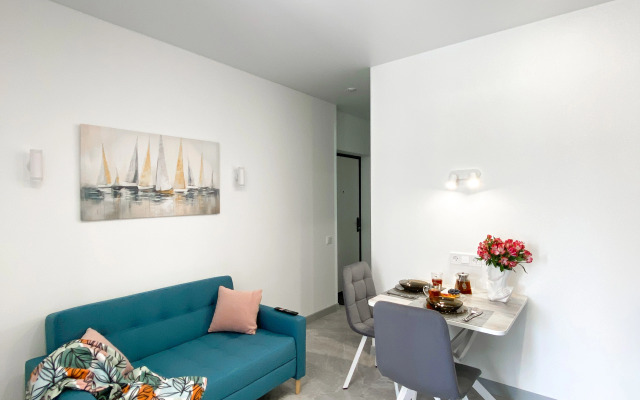 Апартаменты-студия 30 кв.м. с кроватью и балконом, с 3 по 6 этаж