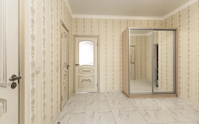 Apartment Krasnodar Gallary by Alekseev