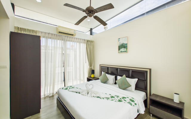 Villa Townhouse In Laguna Park
