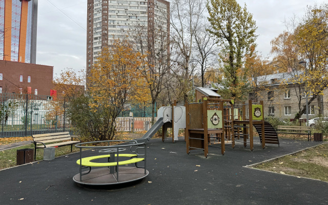 2-k ryadom s m.Sviblovo Flat