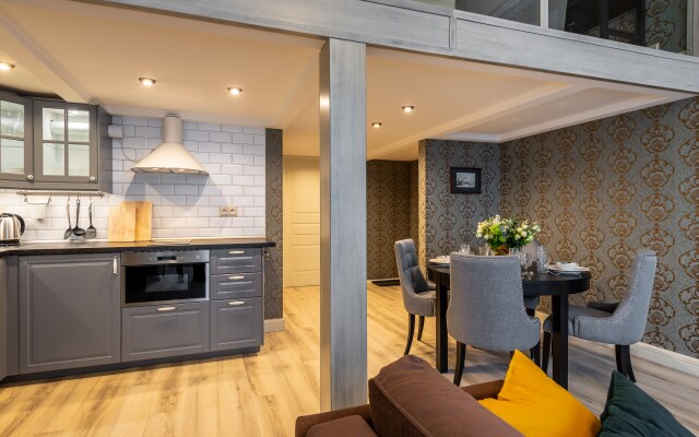 Апартаменты D на Чайковского с одной спальней №2