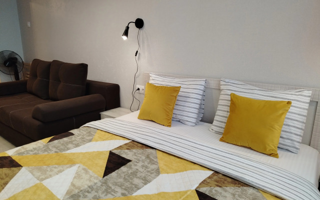 Квартира с Балконом в Деловом Центре Города