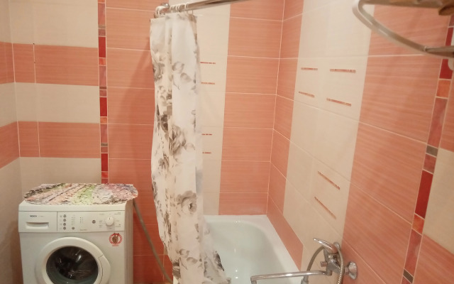 S 2-ya Spalnyamii Kukhney Flat
