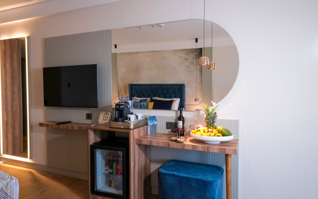 Ada Port Hotel - Adults Only