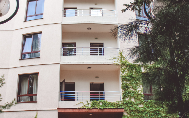 Solaris Apartments