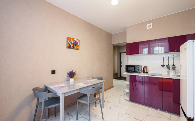 Uyutnaya v samom centre levogo berega Irtysha Flat