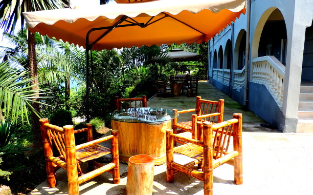 Dom U Morya Hotel