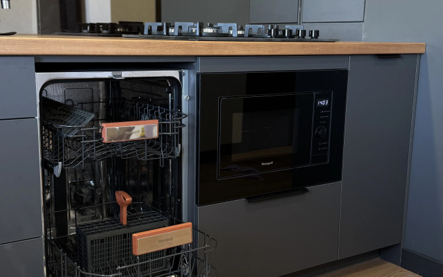 V gostyakh u A. Nevskogo Flat