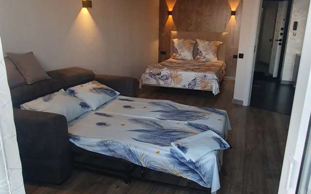 Ryadom S Plyazhem Flat