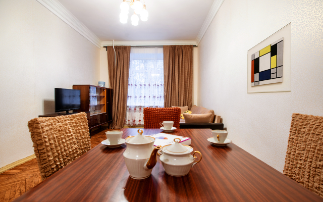 2 Rooms Apartments Smolenskaya-Sennaya Ploshad'