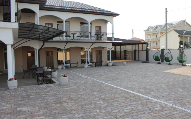 Na Zelenoy Guest House