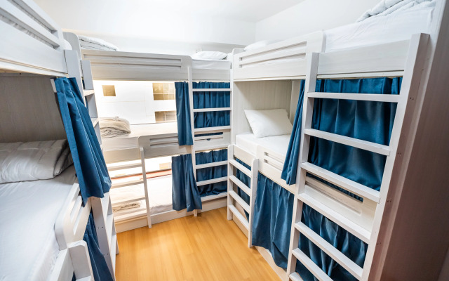 Yousleep Hostel