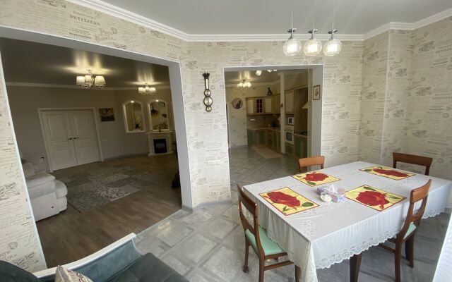 197 Primorskaya 1 Apartments