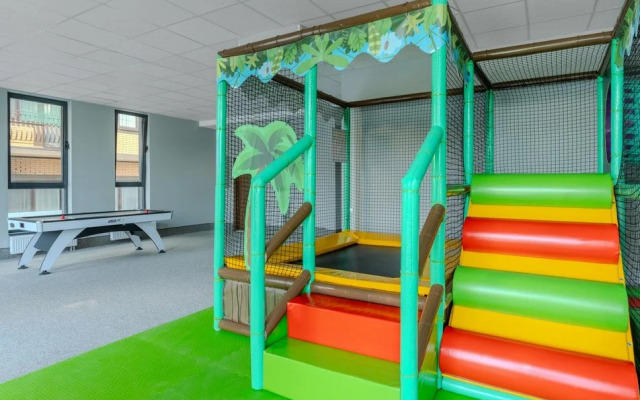 Отель Солнце и море