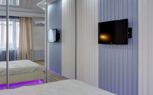 Апартаменты на площади МОПРа