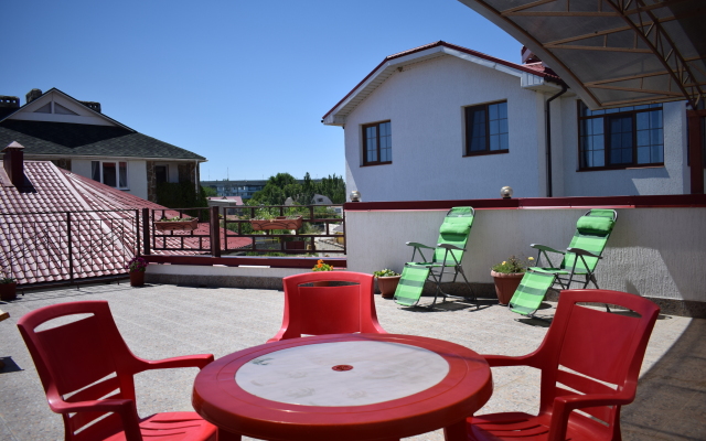 Svetoch Guest House