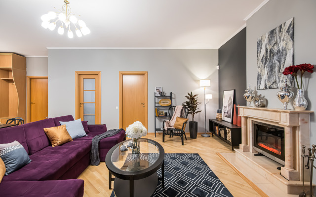 GM Jelitnaja chetverka na Arbate Apartments