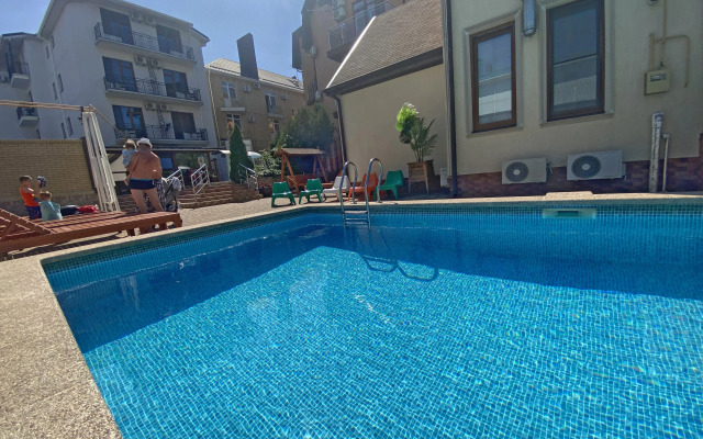 Zolotaya Milya Hotel